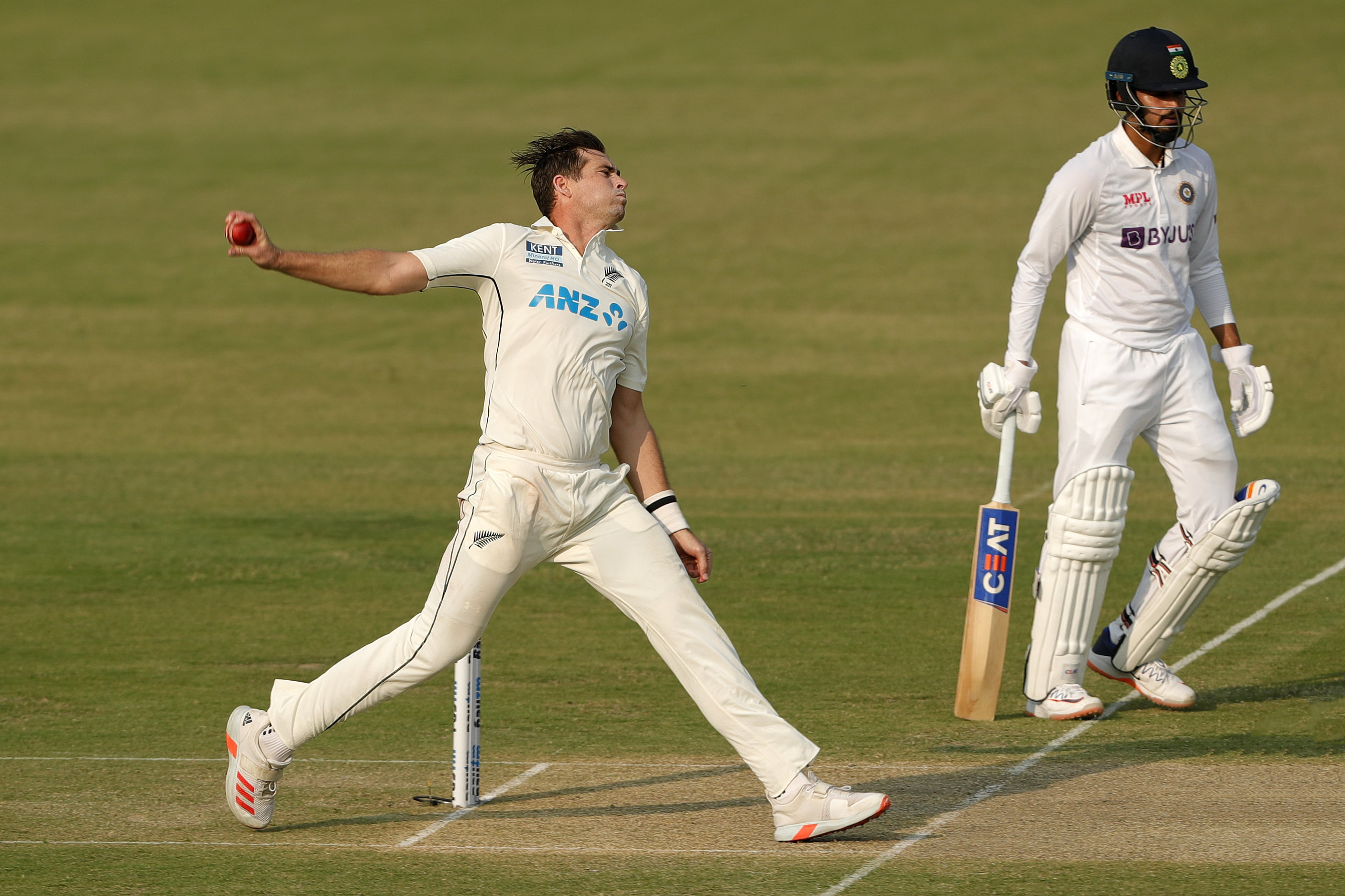 Tim South of New Zealand Bowling  during day one of the 1st Test match between India and New Zealand held at the Green Park International Stadium in Kanpur on the 25th November 2021Photo by Saikat Das / Sportzpics for BCCI