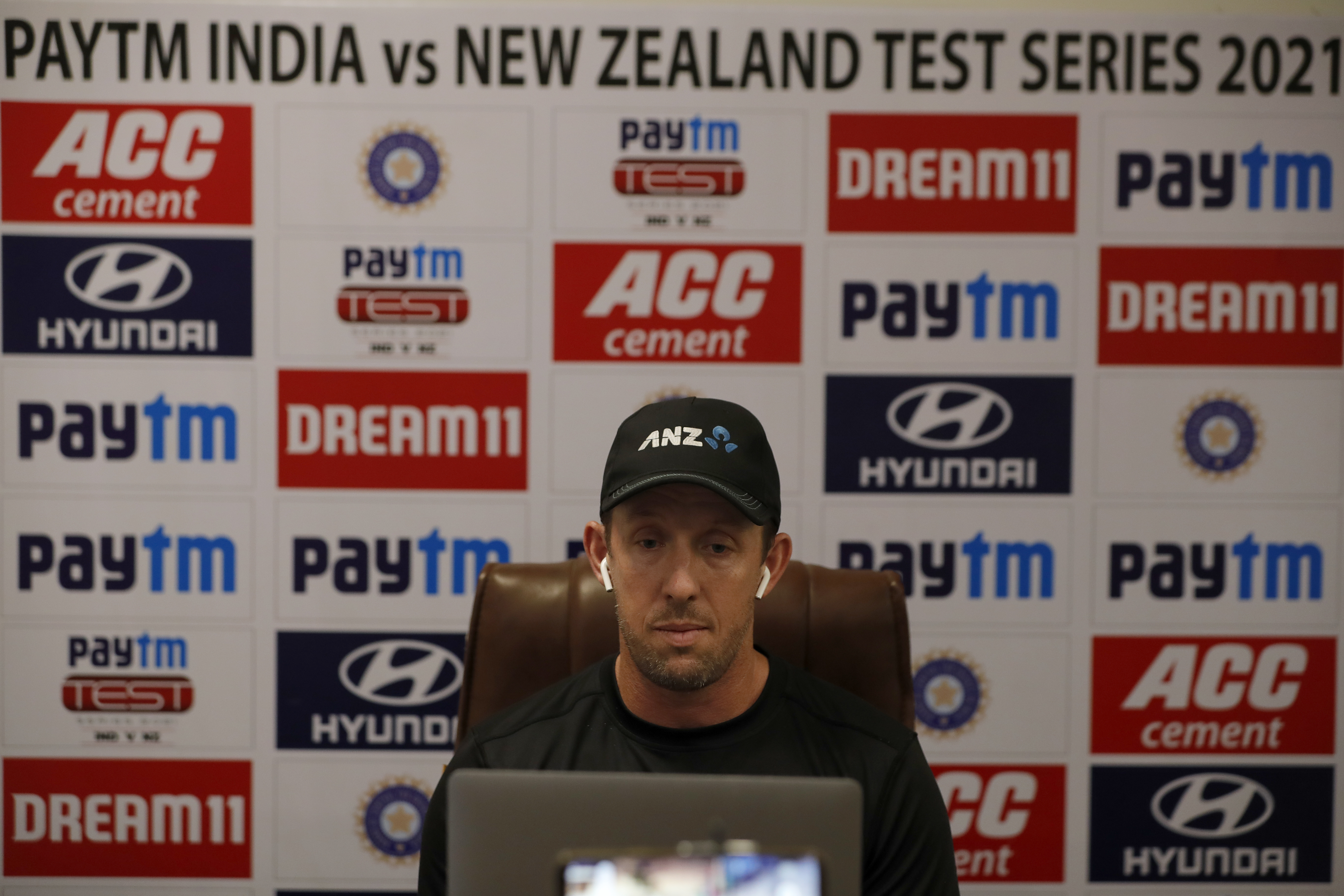 Luke Ronchi batting coach of New Zealand  at pc during day four of the 1st Test match between India and New Zealand held at the Green Park International Stadium in Kanpur on the 28th November 2021Photo by Saikat Das / Sportzpics for BCCI