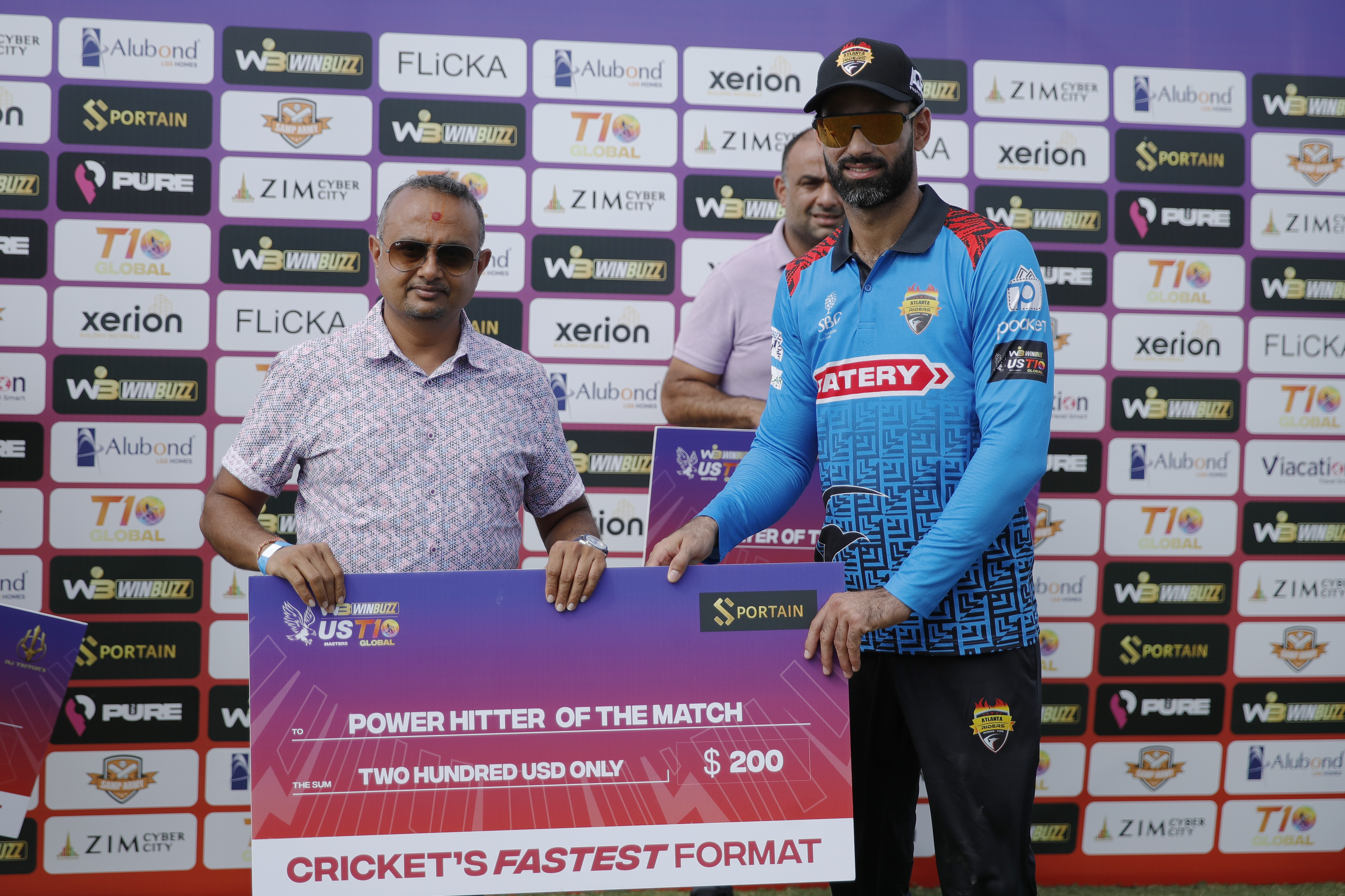 Hammad Azam of Atlanta Riders with Power Hitter of the Match award during match 15 of the US Masters T10 League between the Atlanta Riders and the NJ Tritons at the Central Broward Park in Lauderhill, Florida on the 23rd August 2023 Photo by Saikat Das / ACEIMAGES for US Masters T10