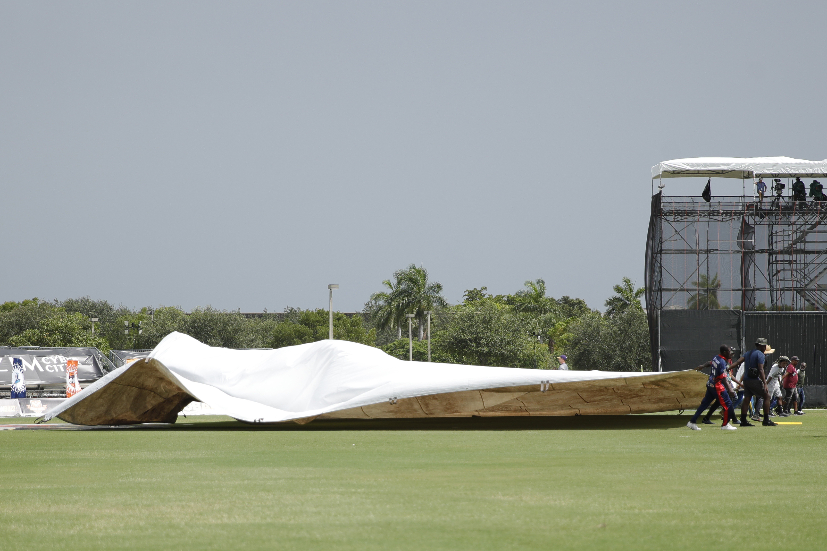 Pitch Cover is coming up during match 8 of the US Masters T10 League between the California Knights and theTexas Chargers at the Central Broward Park in Lauderhill, Florida on the 20 August 2023Photo by Saikat Das / ACEIMAGES for US Masters T10
