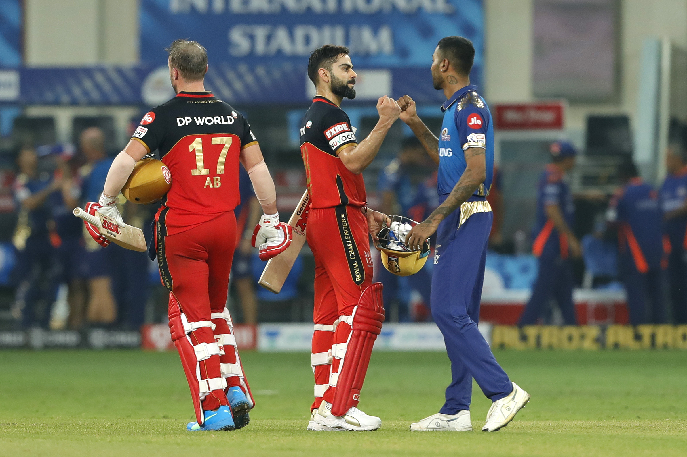 The Royal Challengers Bangalore  celebrates the win during match 10 of season 13 of the Dream 11 Indian Premier League (IPL) between The Royal Challengers Bangalore and The Mumbai Indians held at the Dubai International Cricket Stadium, Dubai in the United Arab Emirates on the 28th September 2020.  Photo by: Saikat Das  / Sportzpics for BCCI