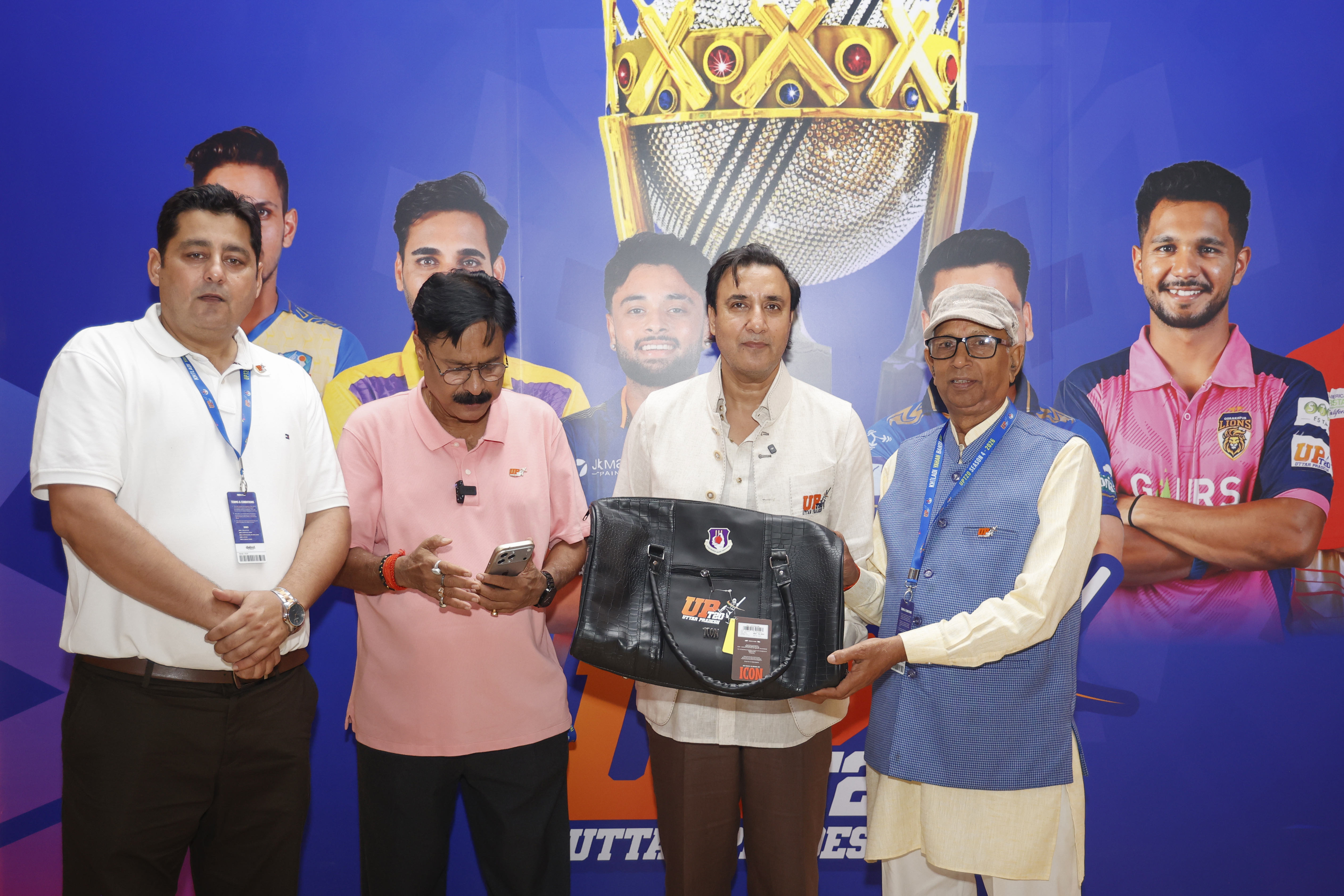 Dr Sanjay Kapoor, Chairman UPt20 Gov Council felicitating officials during the UPT20 League Season 4 evening clash on 15 August 2026 at Bharat Ratna Shri Atal Bihari Vajpayee Ekana Cricket Stadium, Lucknow, Uttar Pradesh, India, Lucknow Falcons face Gaur Gorakhpur Lions in Match 3 under lights as the league’s double‑header day closes with high‑tempo T20 cricket.Photos by: Tamal Das / aceimages.in for UPT20