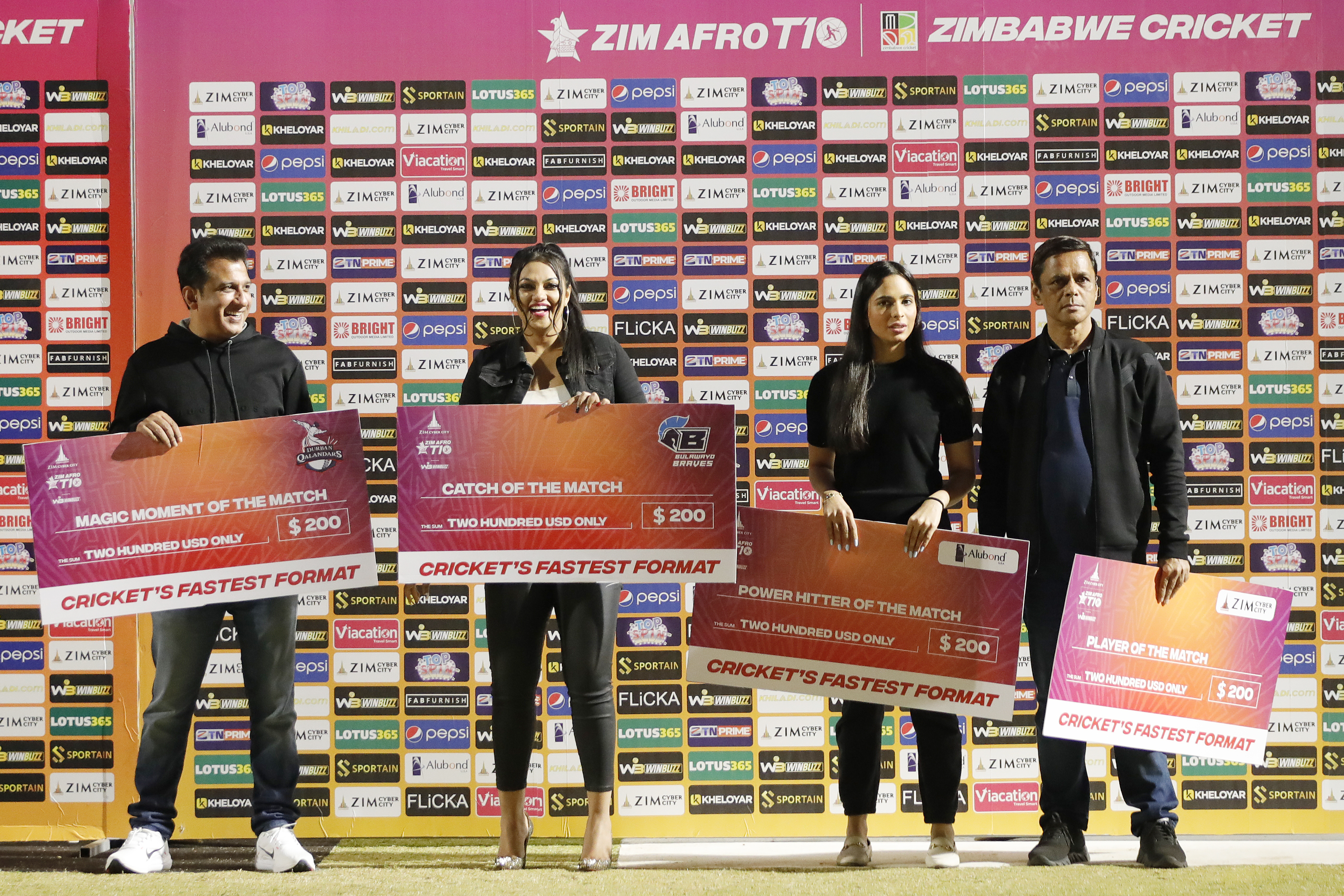 Presentation party during match 19 of the Zim Afro T10 League between the Durban Qalandars and the Bulawayo Braves at the Harare Sports Club in the Zimbabwe on the 27th July 2023Photo by Saikat Das / ACEIMAGES for Zim Afro T10